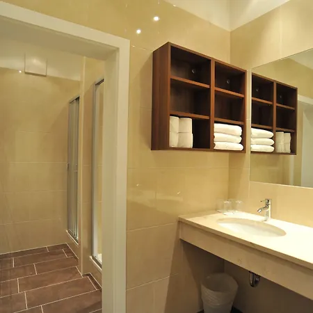 Reineke Hotel 3*