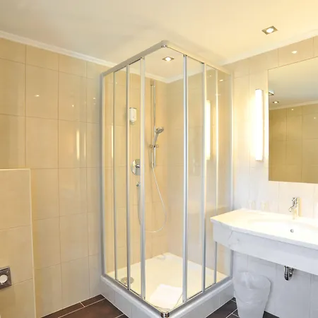 莱尼克滑雪酒店 巴德加斯坦