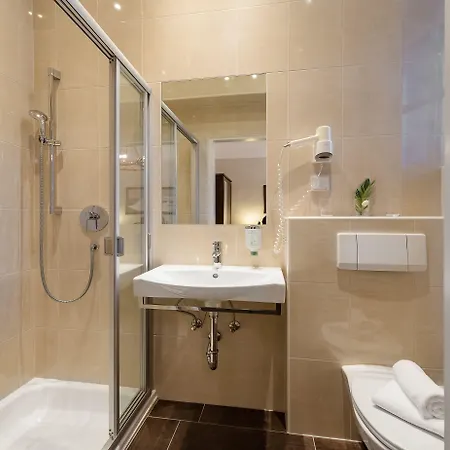 Reineke Hotel 3*